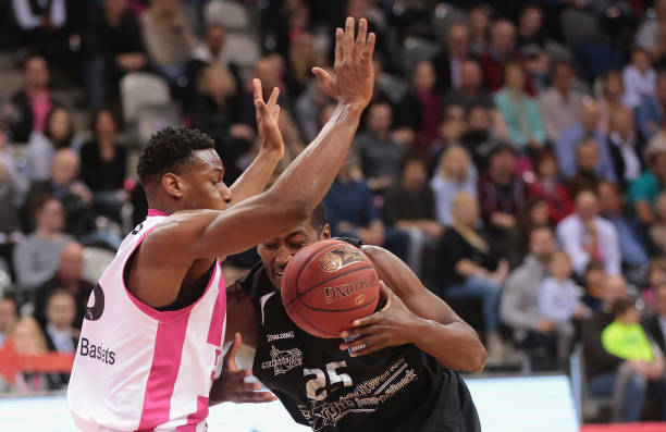 迷的目光 迷的目光