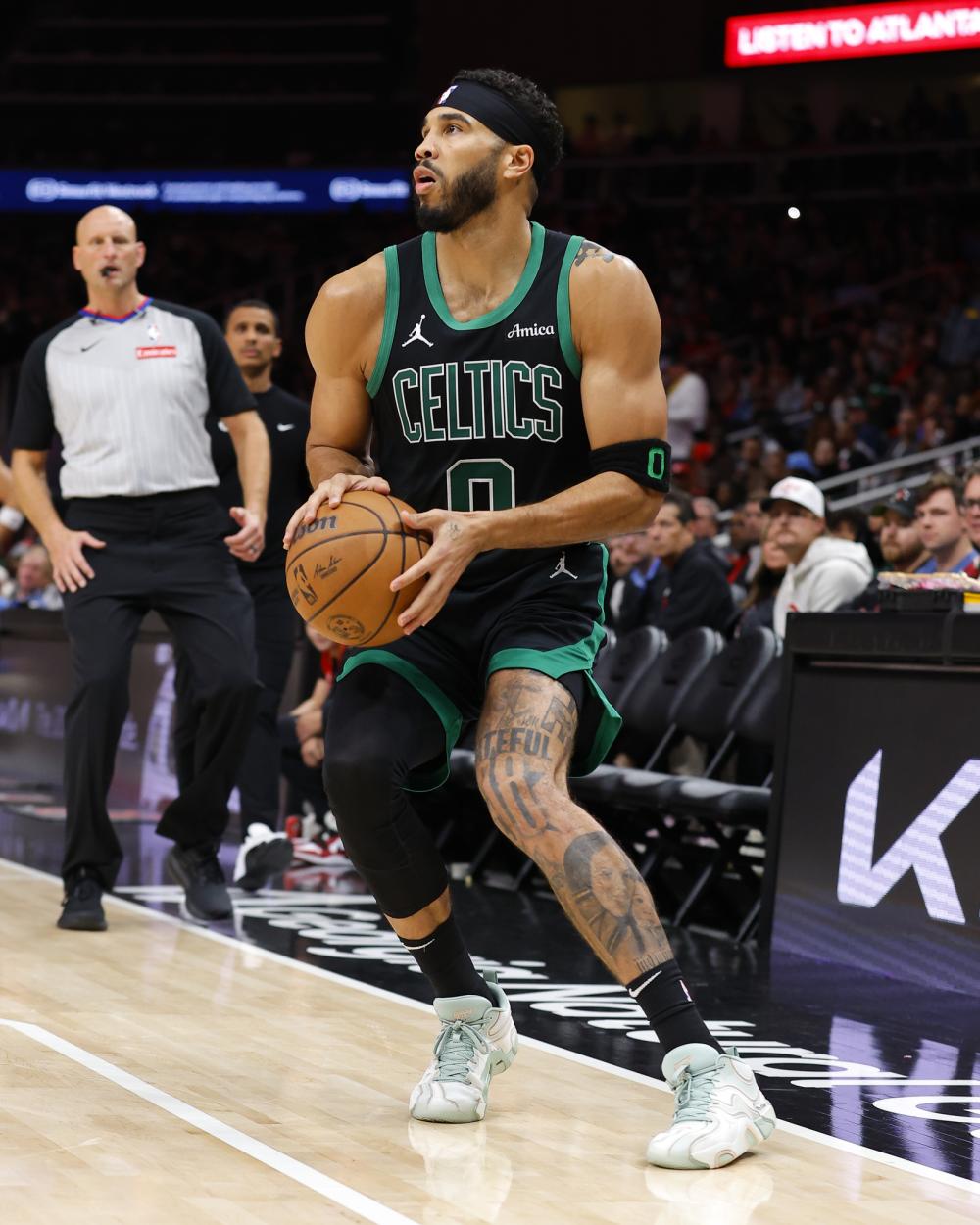 他都能够完 他都能够完